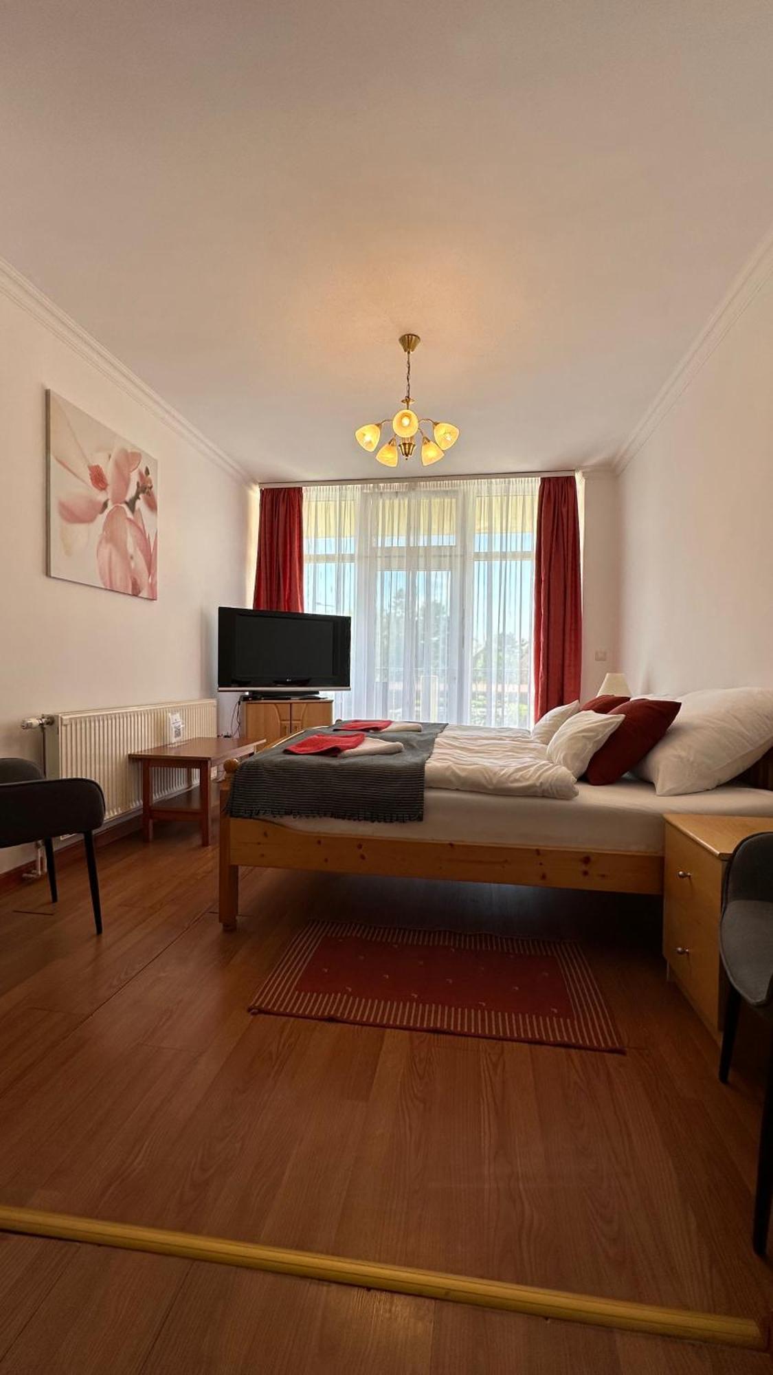 Apartman Danka Bük Exteriör bild
