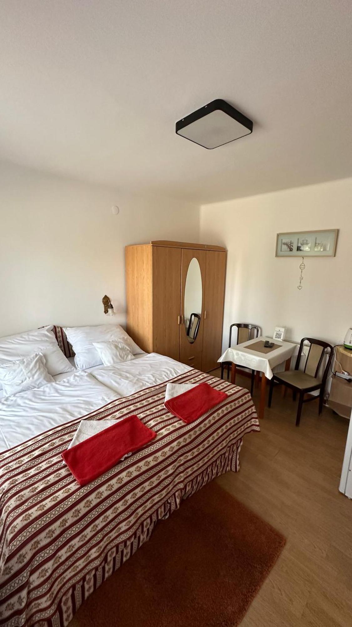 Apartman Danka Bük Exteriör bild